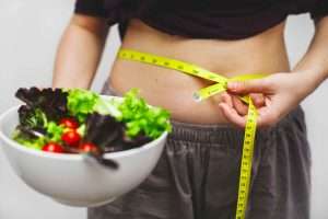 alt="Tips Diet saat Menstruasi yang Aman dan Jaga Tubuh Tetap Ideal"